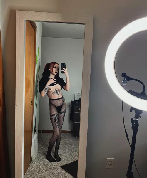 I heard goth girls ruin your life, you interested? 😏