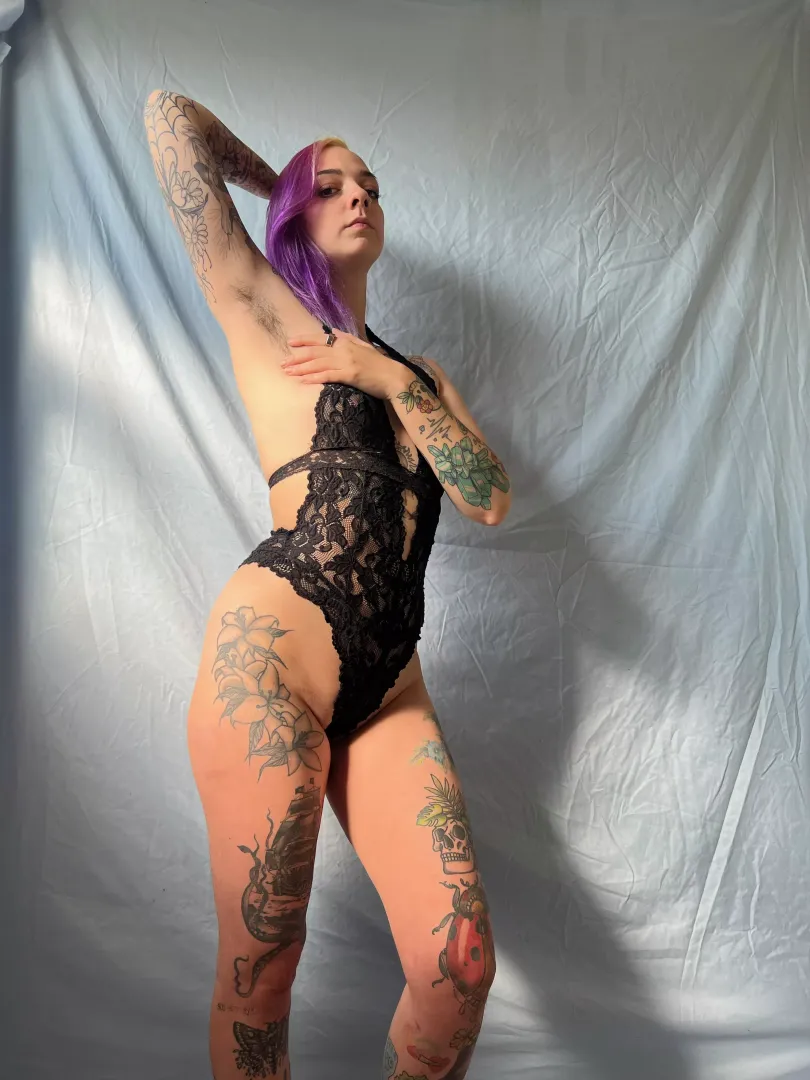 i heard hairy tatted girls have the sweetest pussy