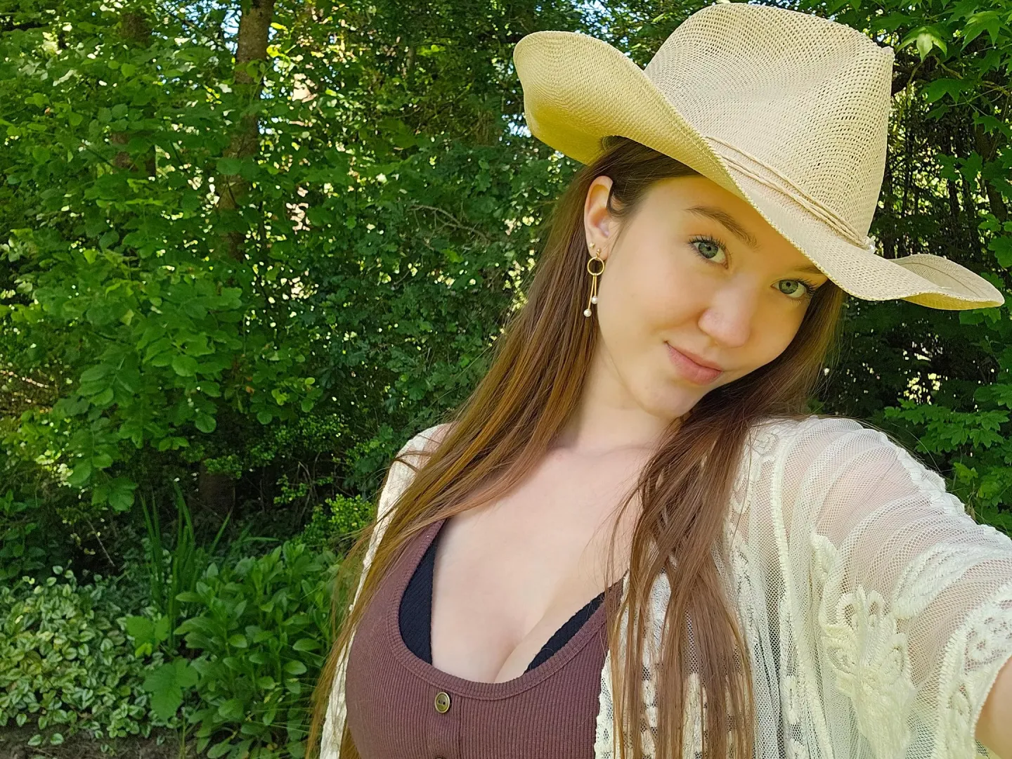 I heard you need a kinky cowgirl in your life 