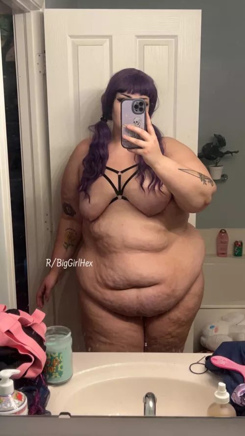 I hope my big tummy doesn’t scare you away🥺👉🏻👈🏻