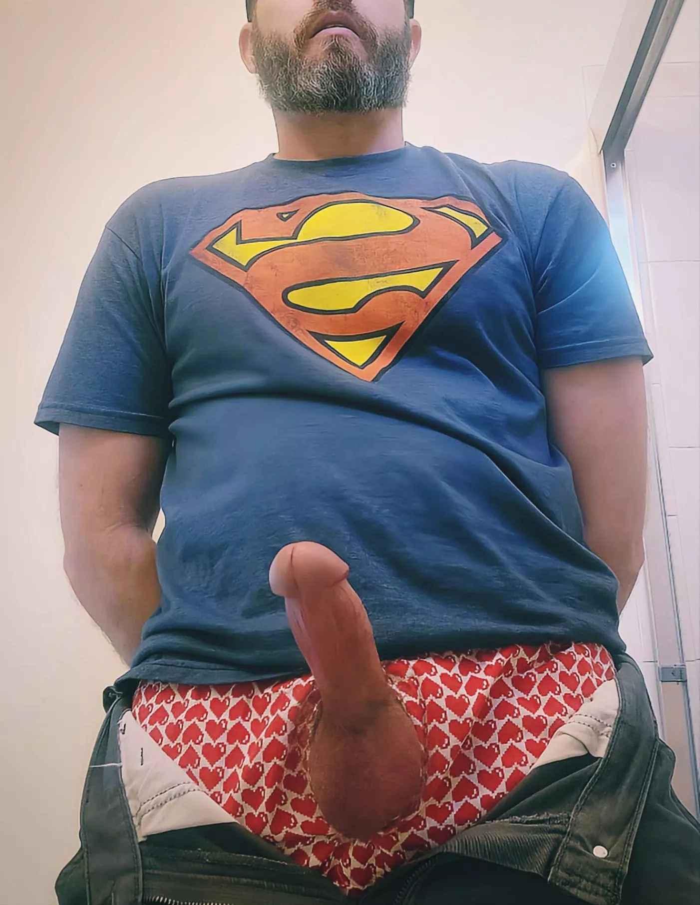 I hope you are having a Super day! ❤️🤍💙