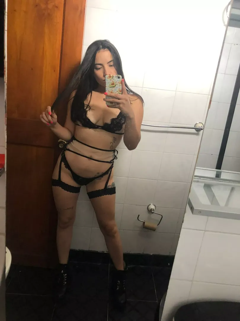 I hope you can handle a latina