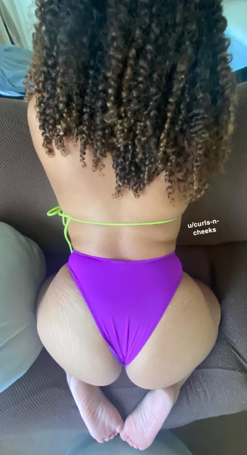 i hope you don’t mind my stretch marks!