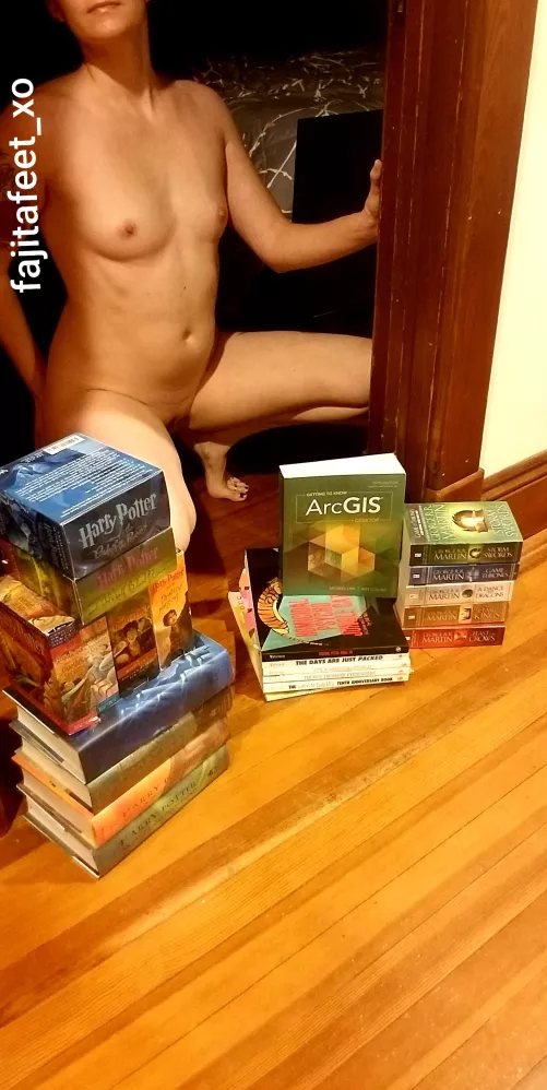 i hope you were looking for a girl THIS nerdy...[F]