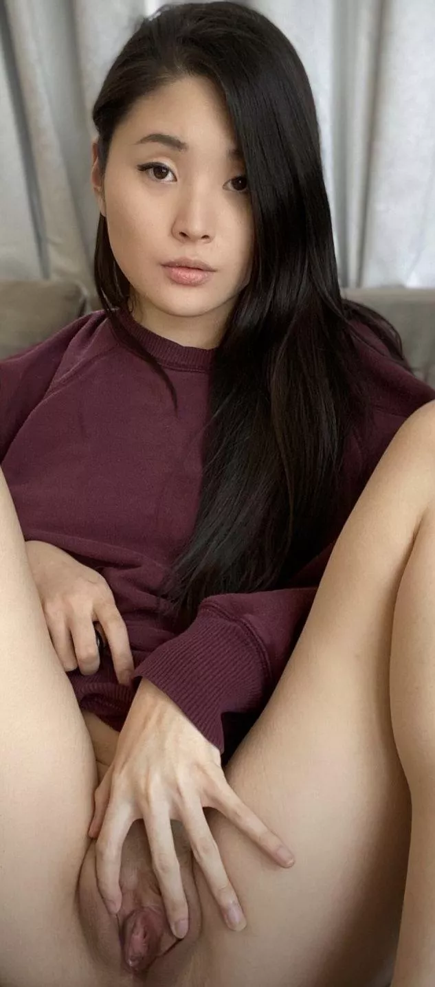 I hope you won't mind me flashing in front of you like this ❤️