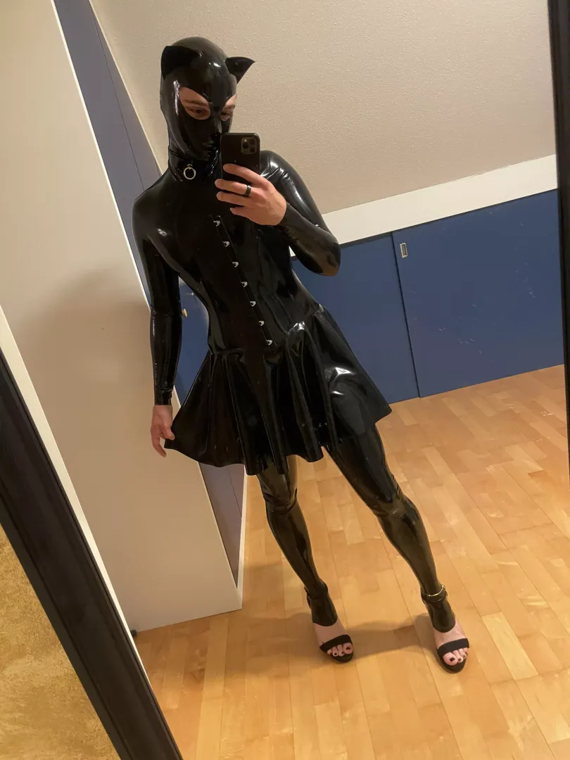 I just love this outfit 🐱🖤