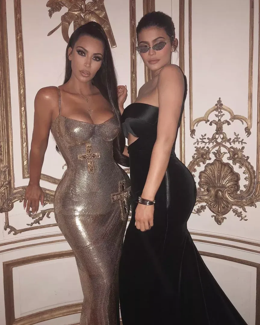 I just want to goon for Kylie Jenner with a filthy bud all day!