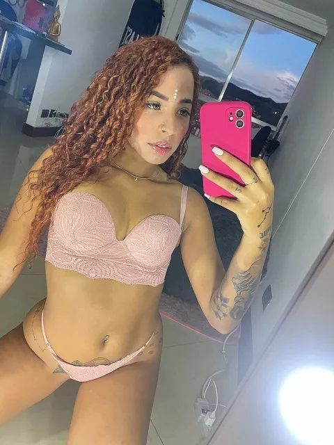 I know it’s a boring selfie but I hope it makes your day!