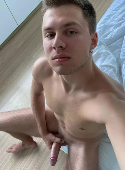 I know you love my cock here so I'll keep posting daily