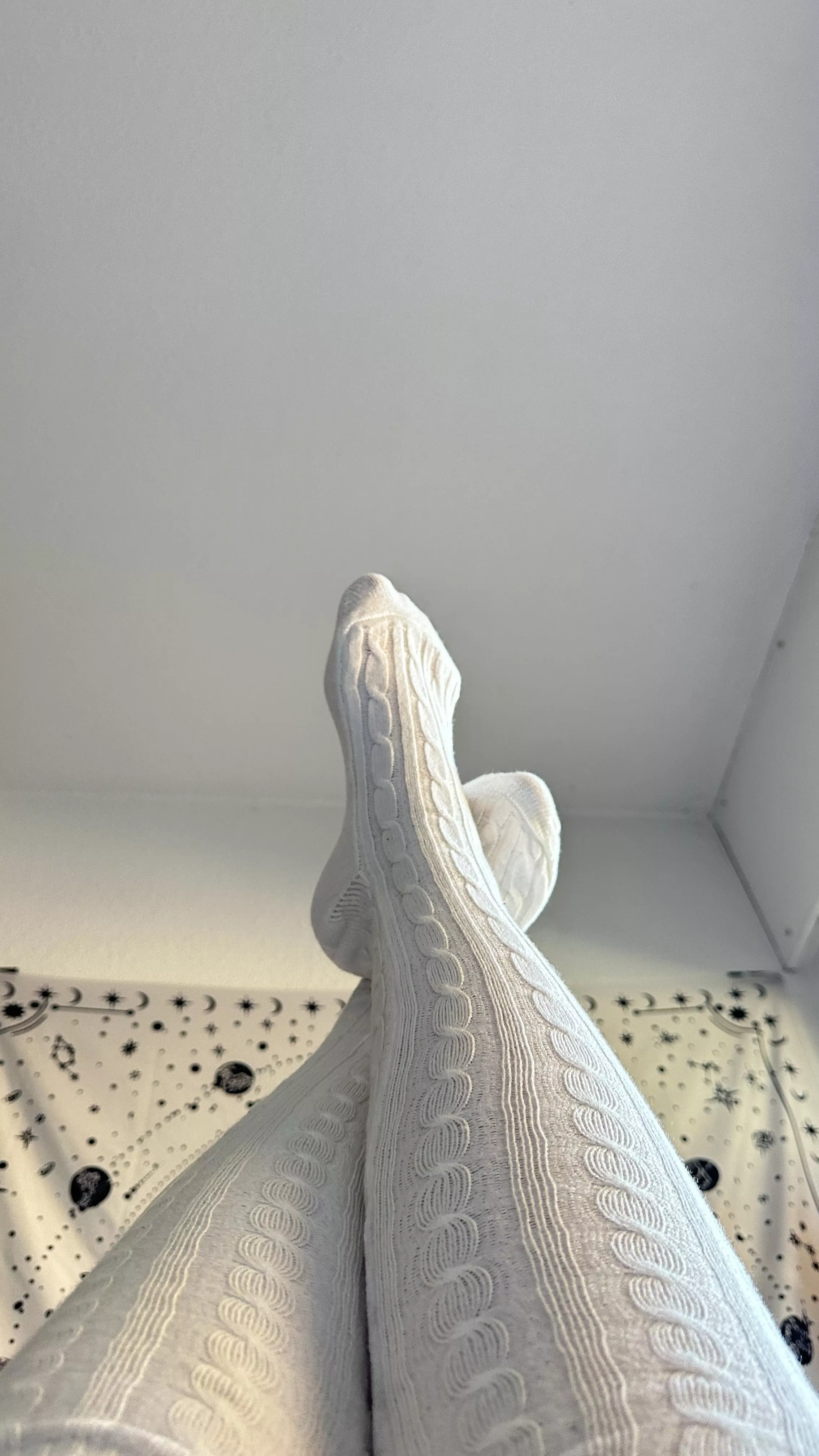 I know you wanna sniff my Goddess feet in thigh high sock. oc
