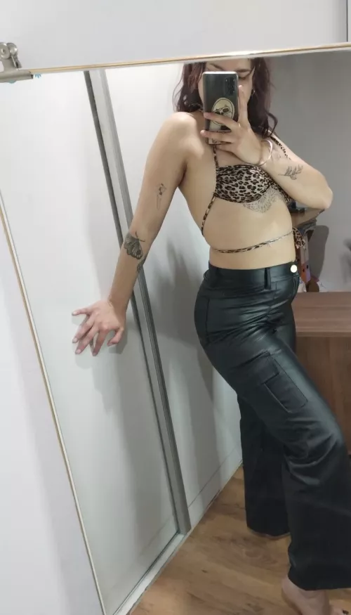 I know you will say yes to everything .come to your Greek goddess..