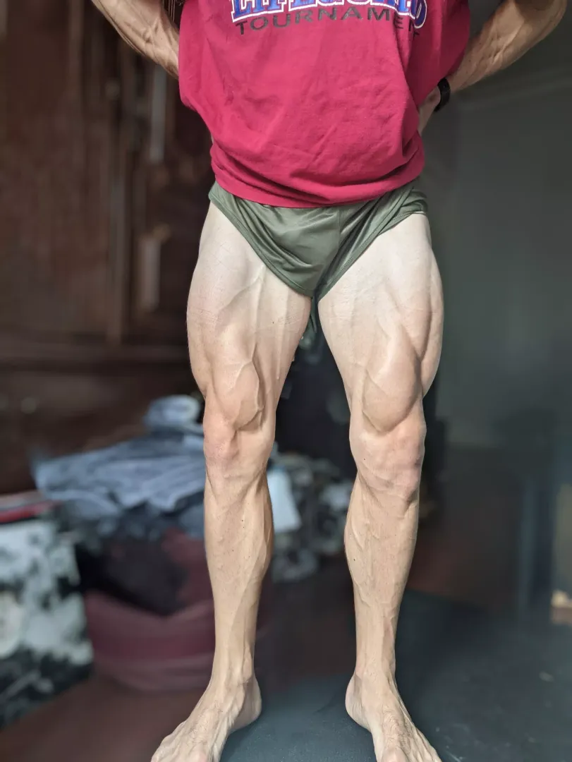 I 💗 leg day [M]