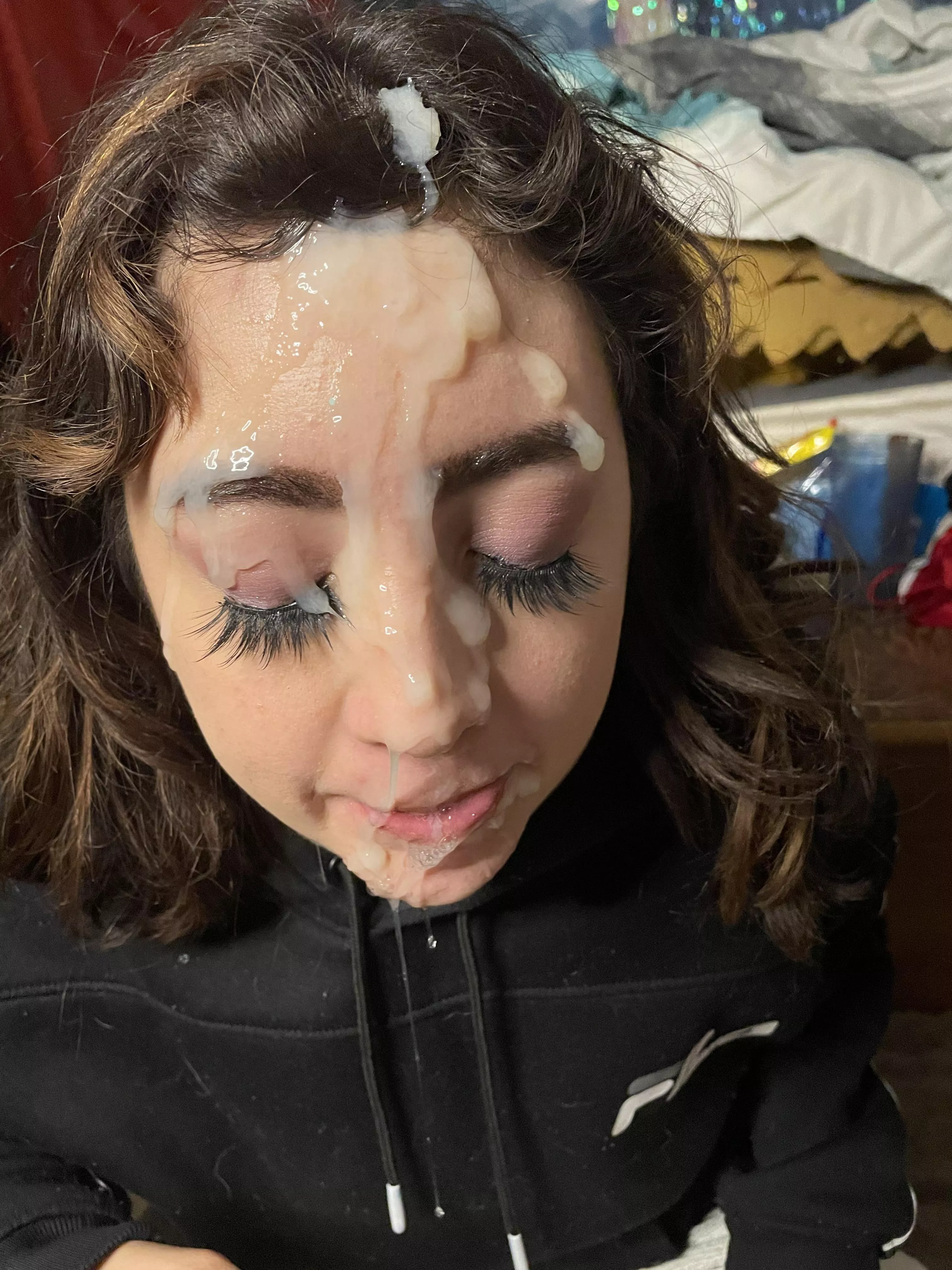 I like a lot of cum