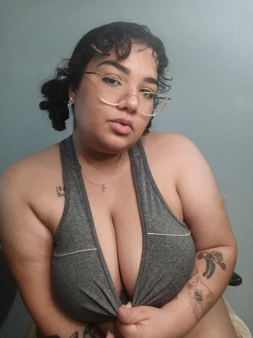I like leaving the house in short clothes, I like it when people look