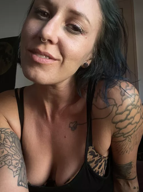 i like real tits & natural chemistry