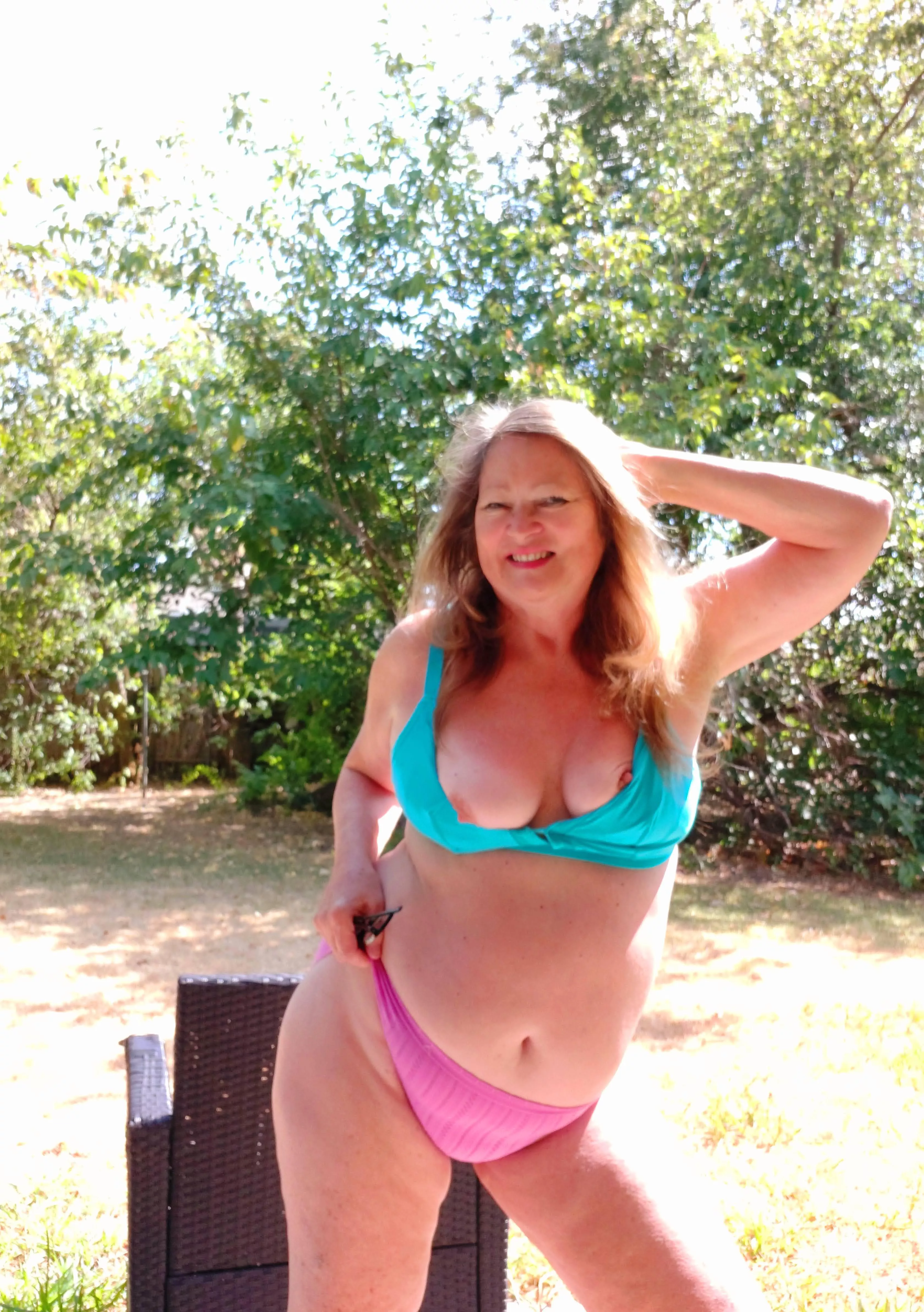 I like sunshine on my body in the winter too (f)54