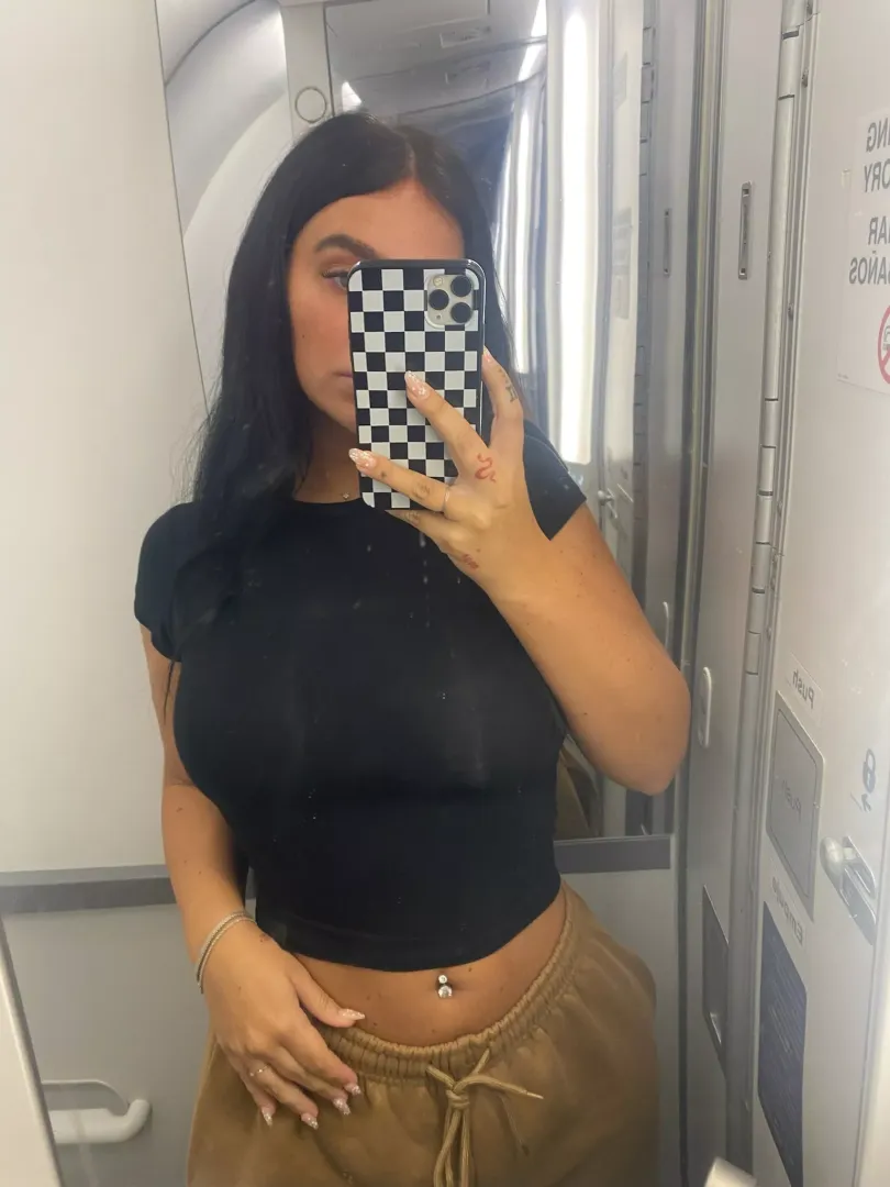 I look sexy in this