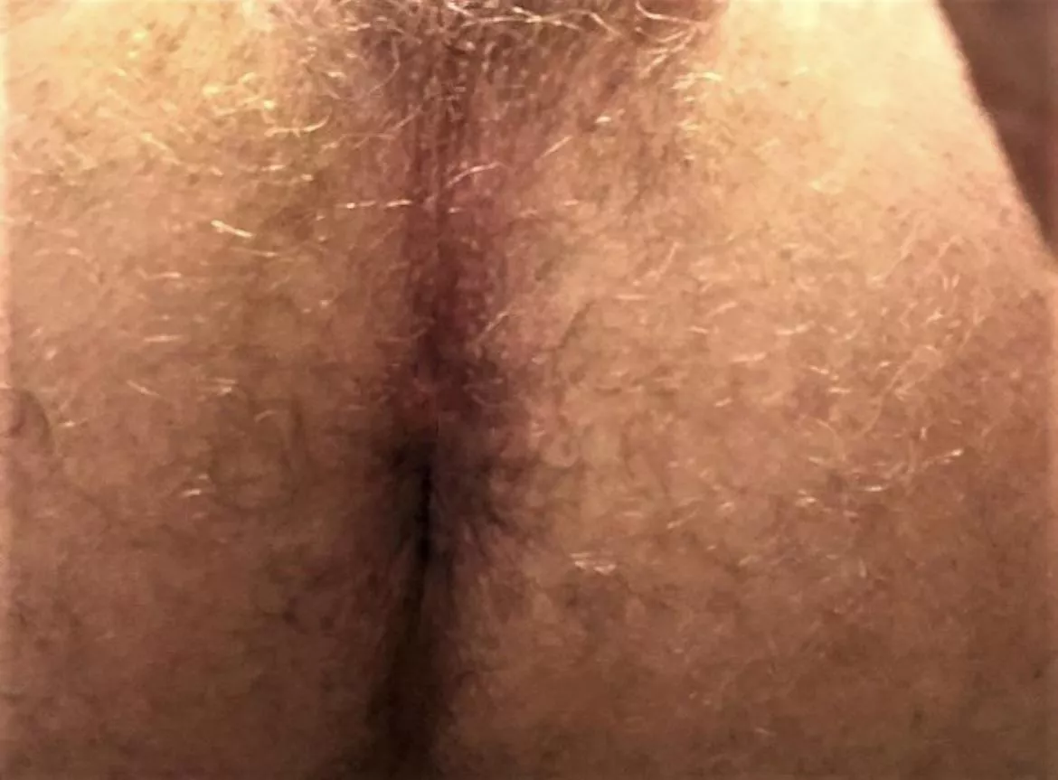 I love a 👅in my 🍑 before a thick🍆