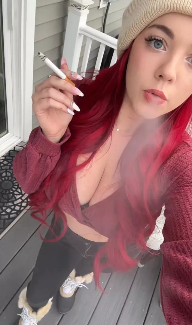 I love blowing smoke at nonsmokers 🤭