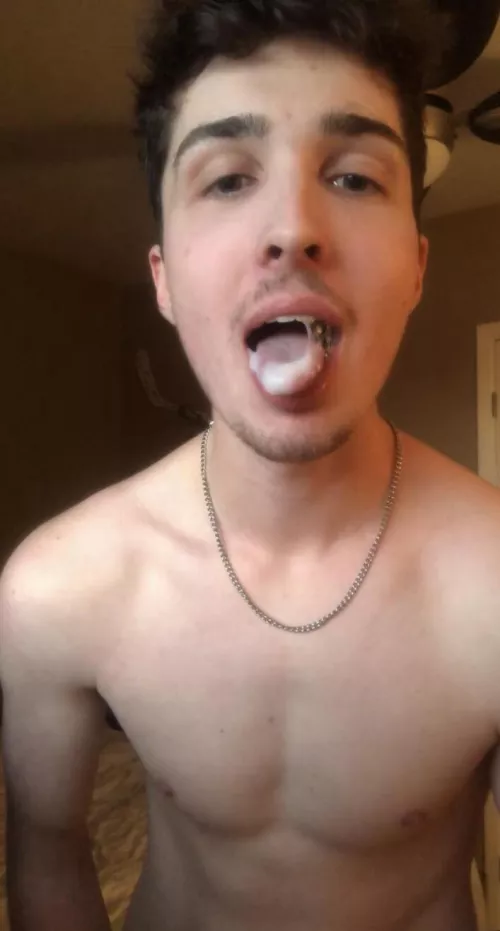 I love eating my own cum