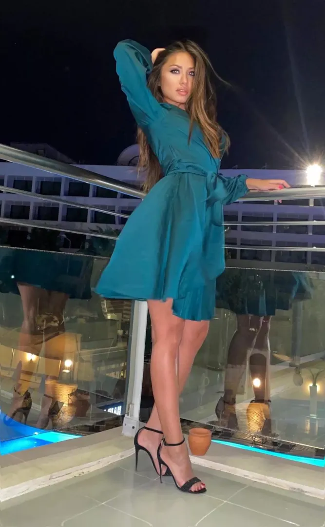 I love high heels (f)