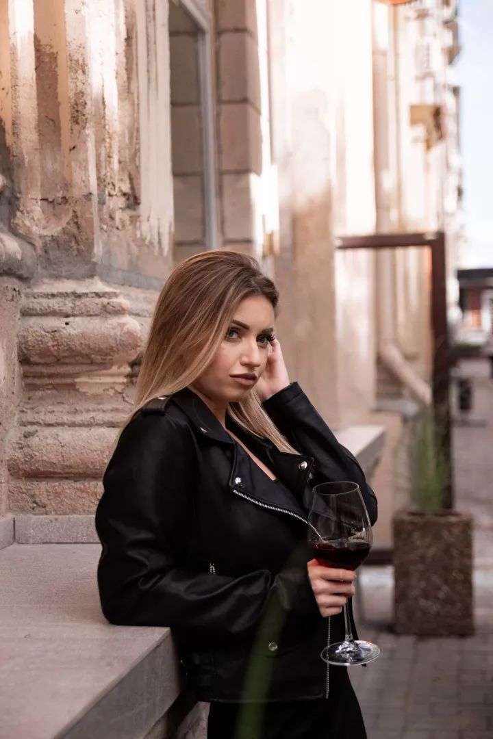 I love it when I'm wearing leather