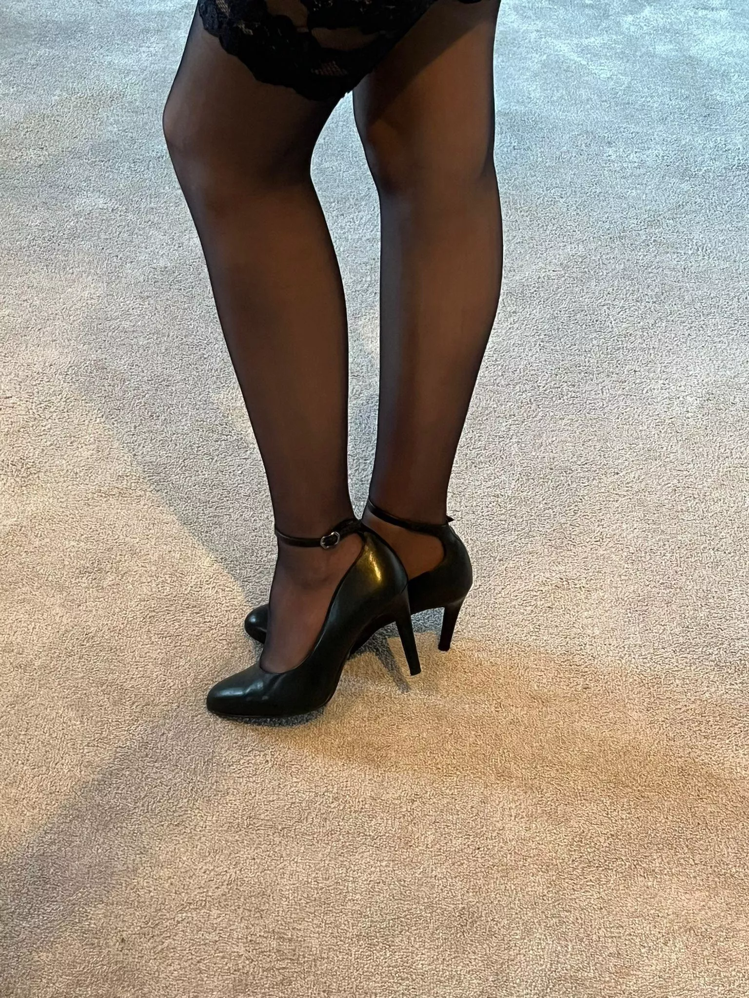 I love knowing to dominant you with my heels