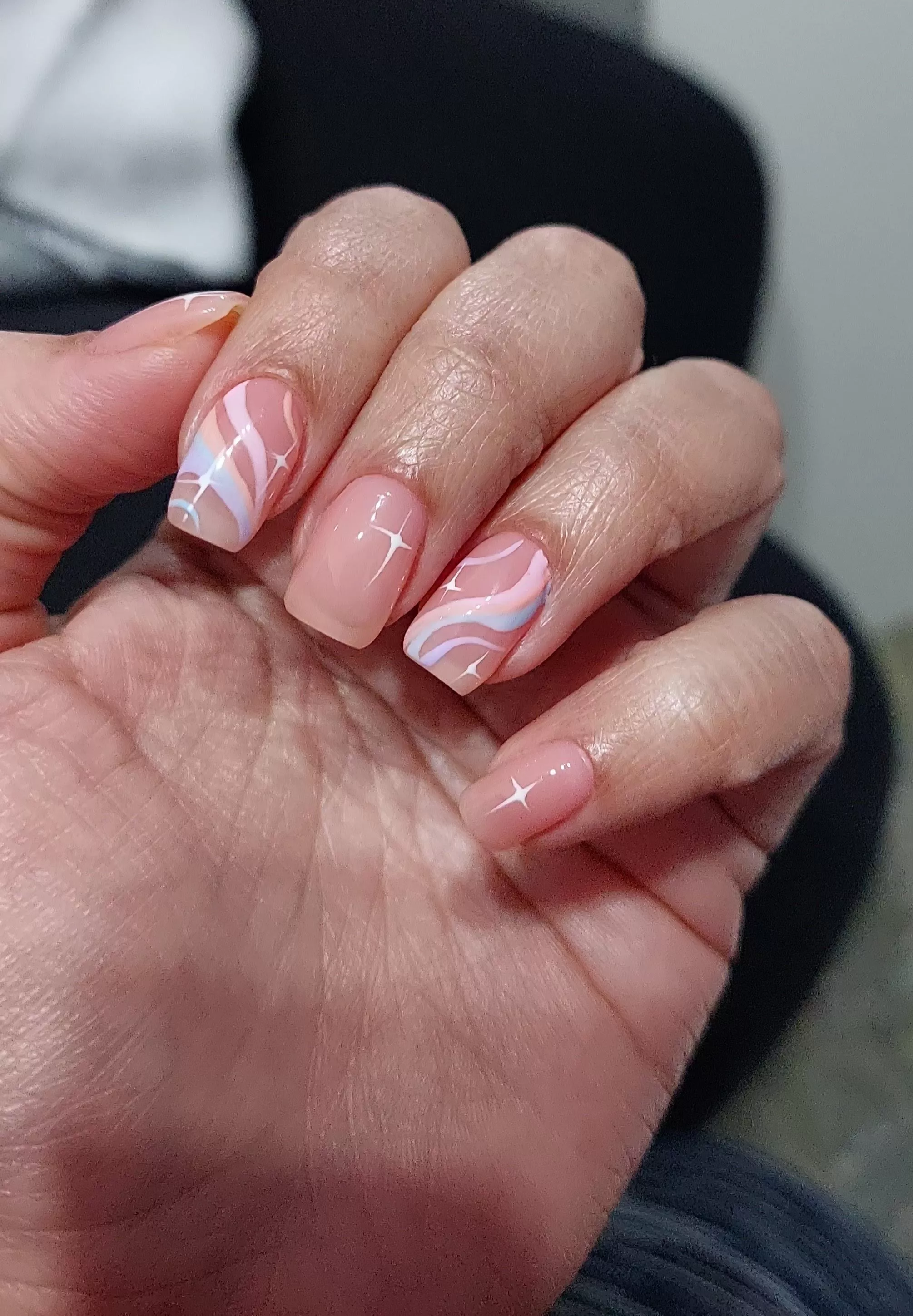 I love my nails in these colors🥰, and you?