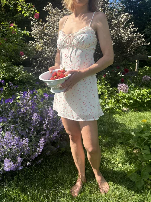 I love strawberry season