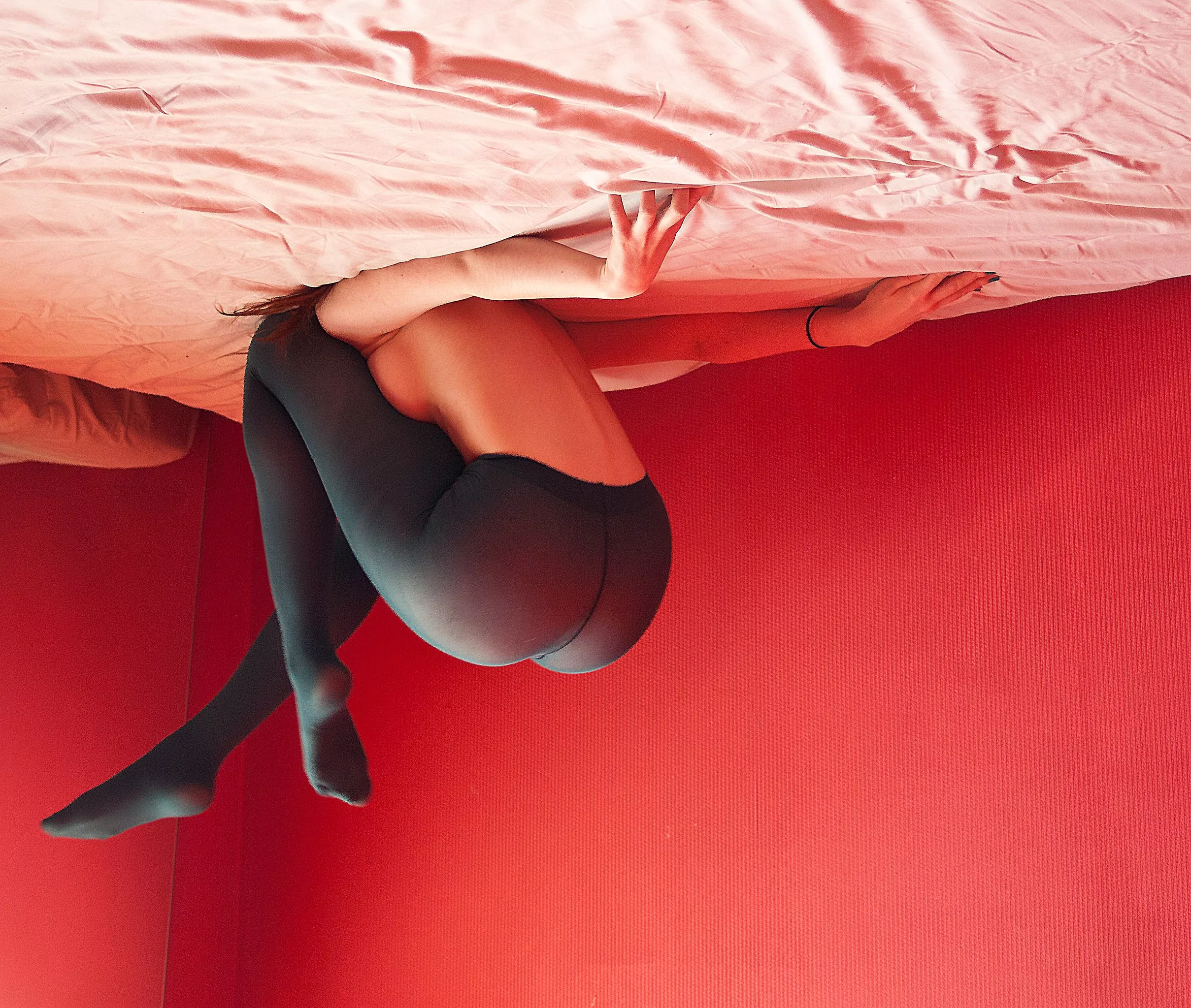 I love taking self portraits and wear rich color tights