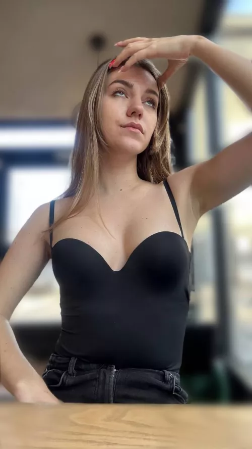 I love the smell of spring, and you love the smell of my armpits