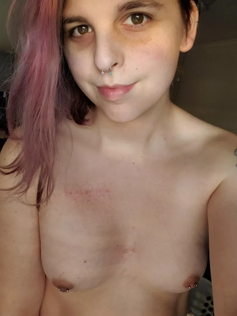 I love the way sunlight looks on my skin
