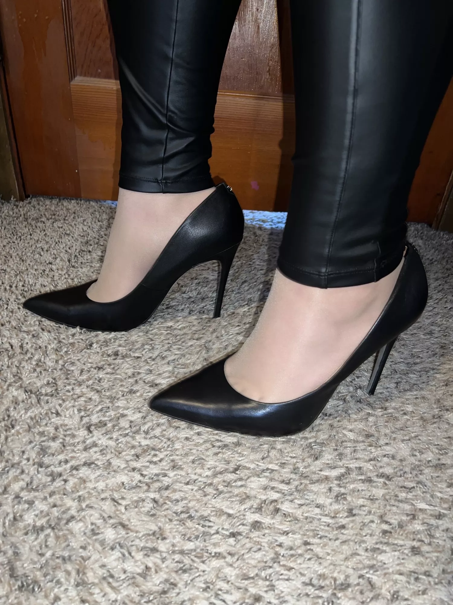 I love the way these new heels look with my leather leggings.