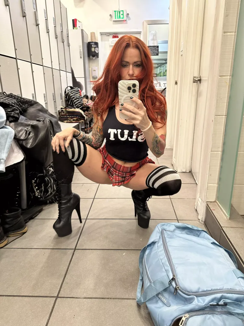 I love this skirt