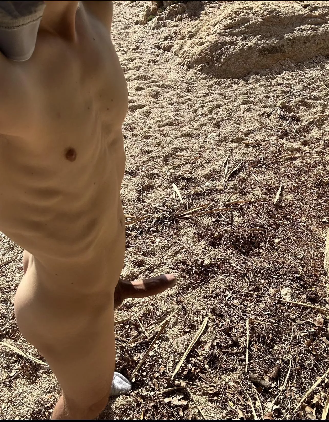 I love to show off my uncut erection to the gay beach crowd 🏝️. Would you react? Would you suck me? Or rather a handjob? Make me cum? M(23)🫴🏼