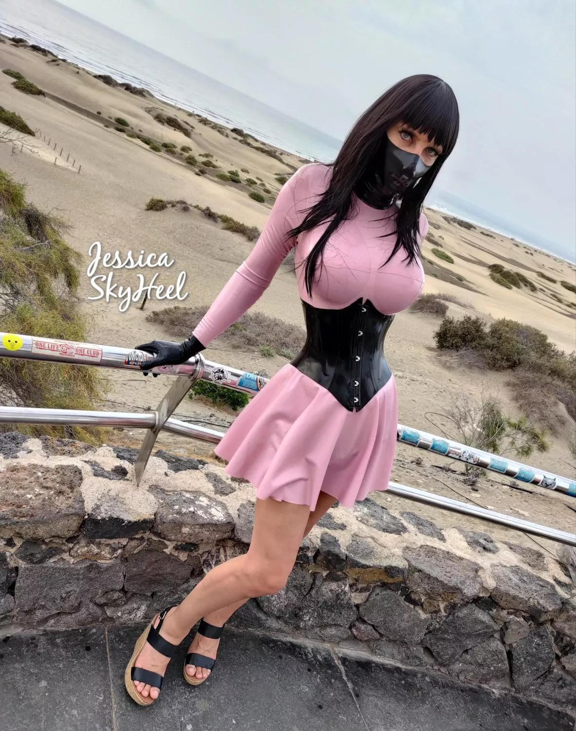 I love to wear HighHeels