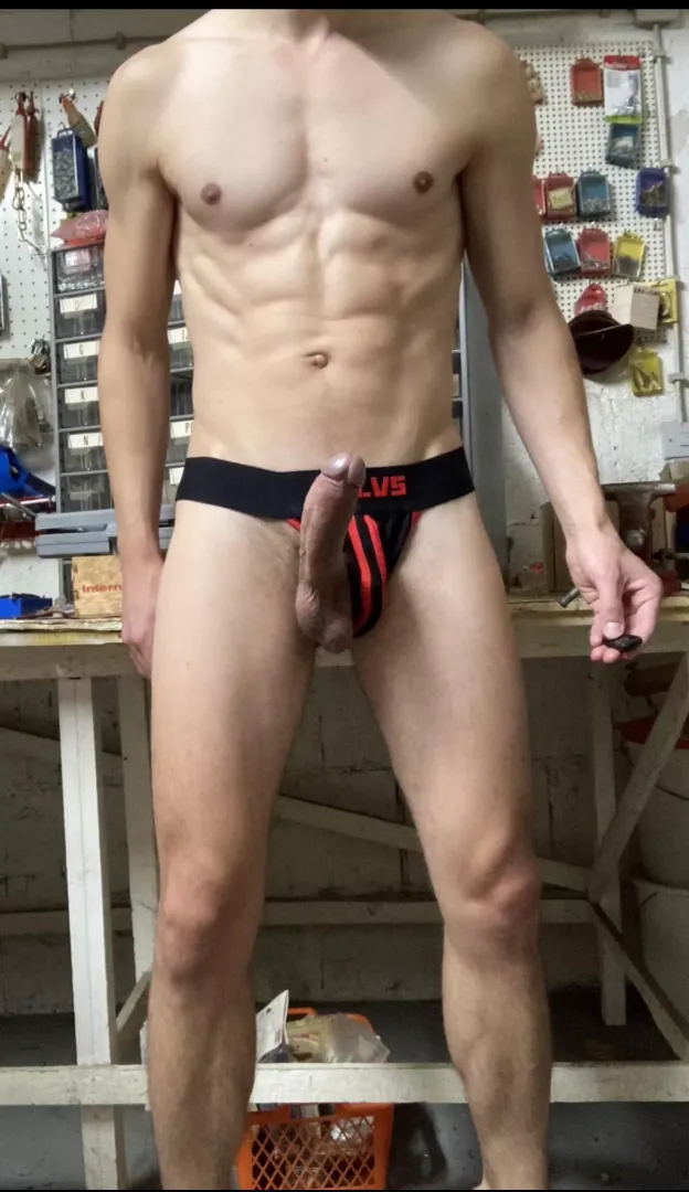 👊🏽I love to work naked. Do you want to help me with my tool? 🤚or👄or 🍑? How do you want me to unload? 🍆💦 M(23)