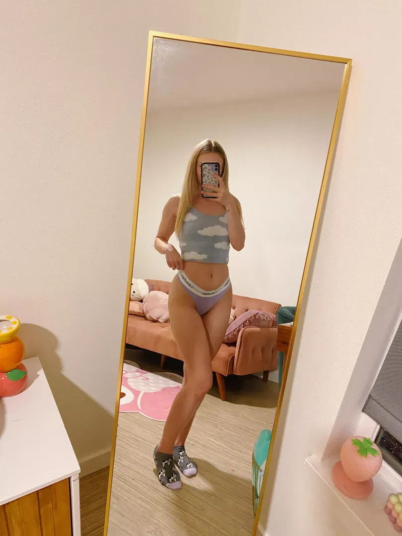 i love wearing things that feel soft against my skin [f]