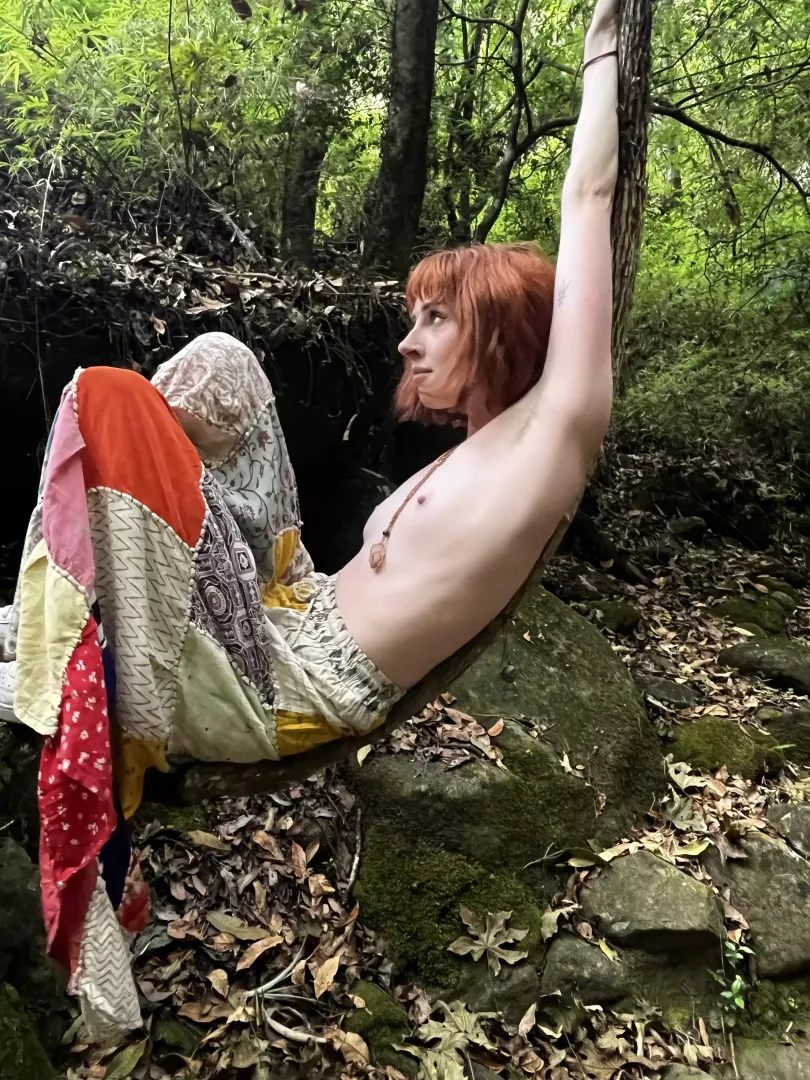 I made this skirt! I hope you like it