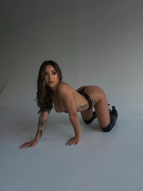 I might be petite but I can handle you