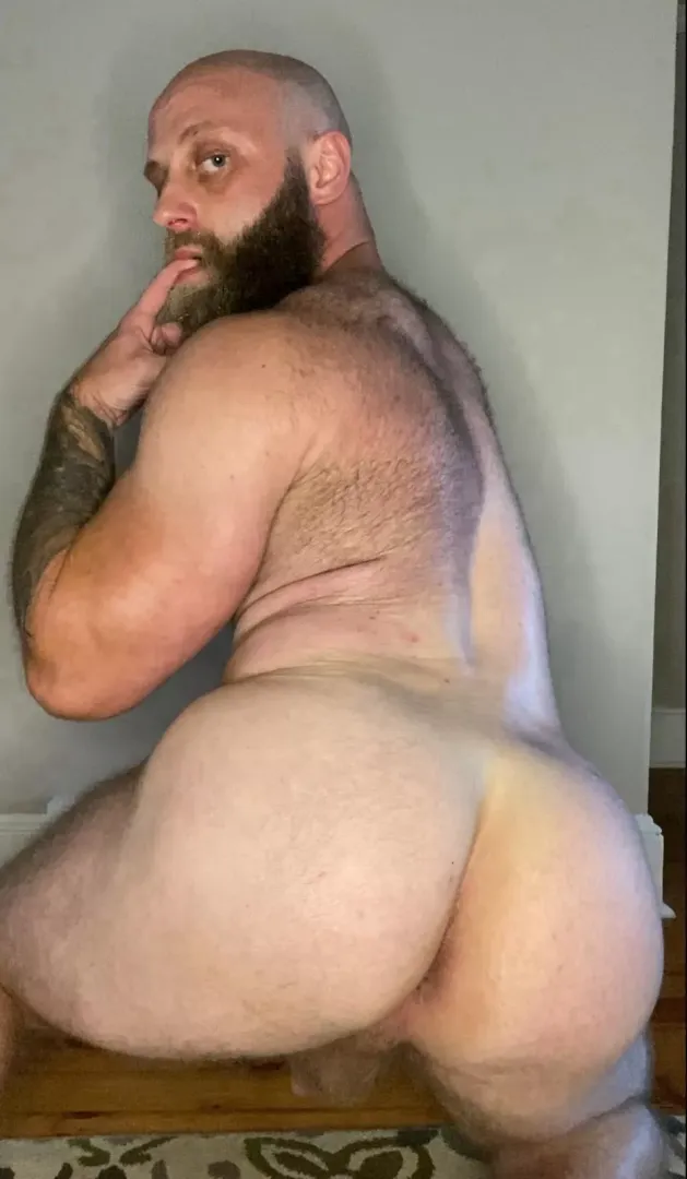 I might look tough, but I just want to submit and give in to a thick cock