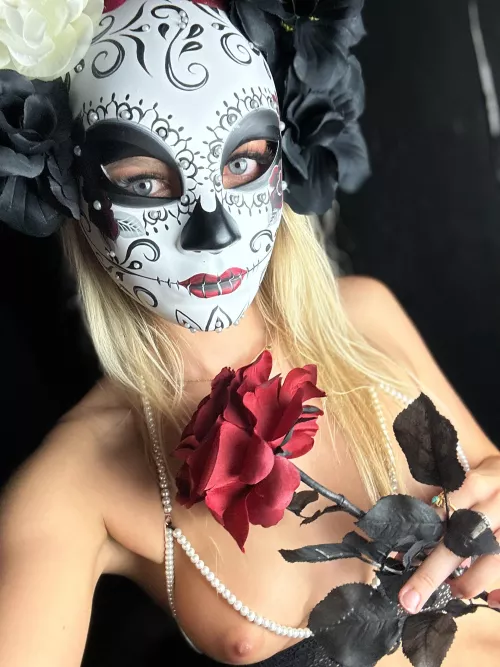 I miss spooky season 🤭