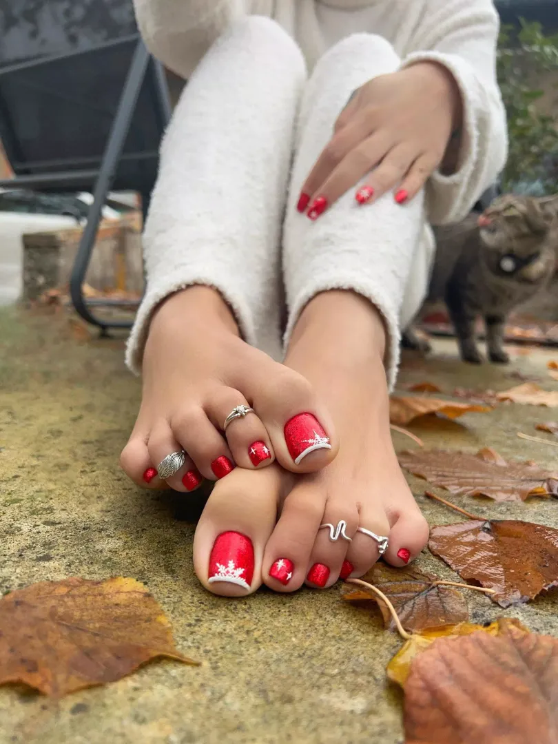 I miss this Christmas pedi