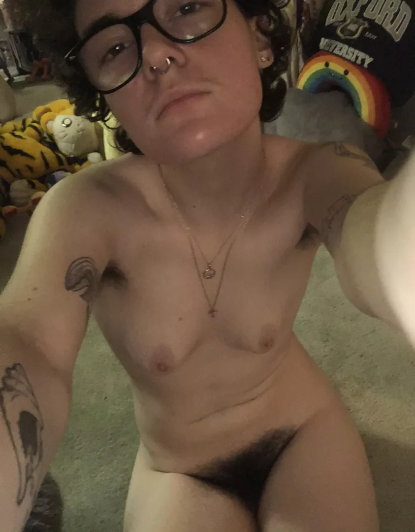 i need a cock in my face (he/him)