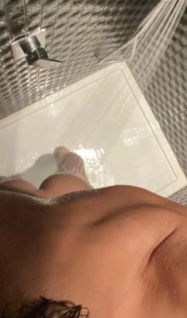 i need a dominant man to use me 🥺 ⬇️⬇️⬇️