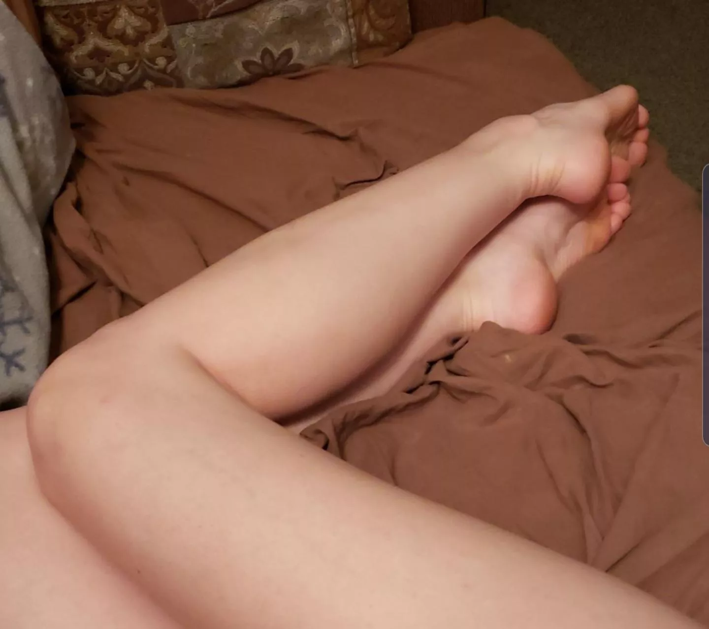 I need a good worshipper to clean these 😌
