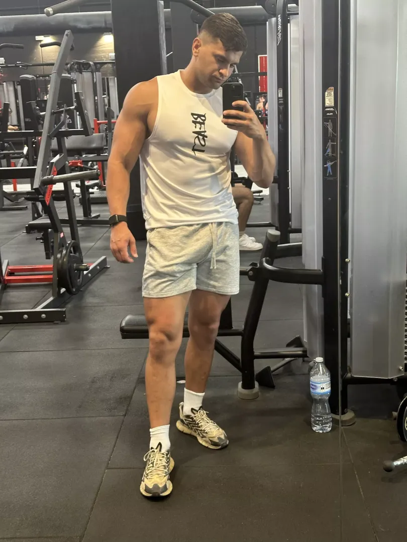 I need a gym bro 