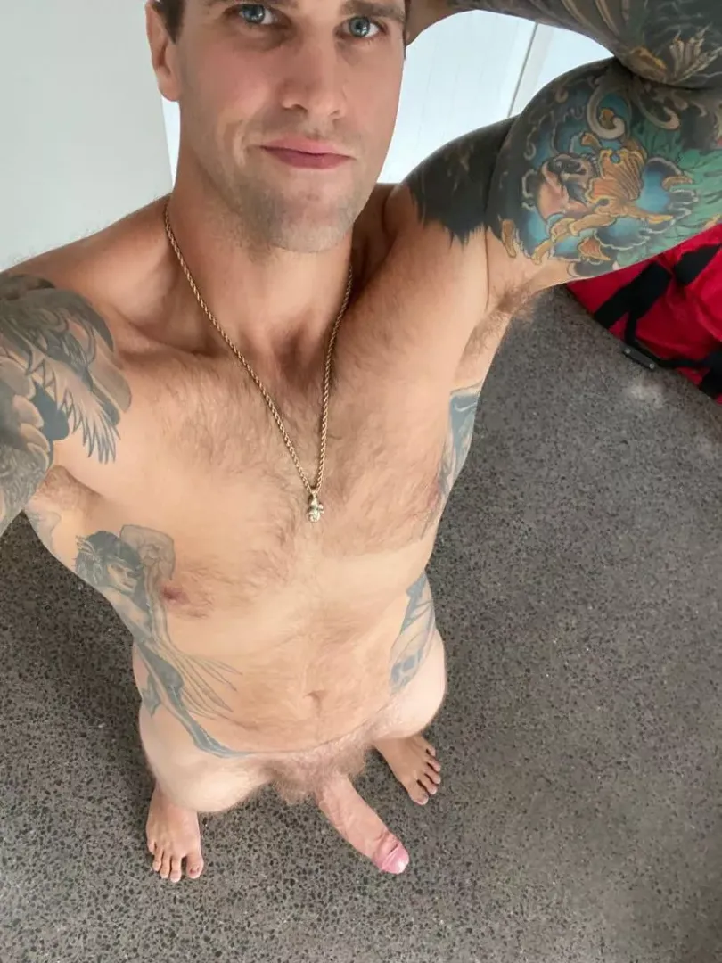 I need a lady to Sit on my face then ride my cock.. any volunteers?