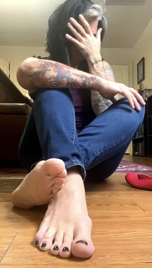 I need attention.. anyone available?