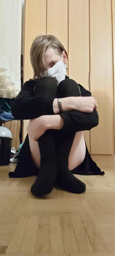 I need cuddles 🥰